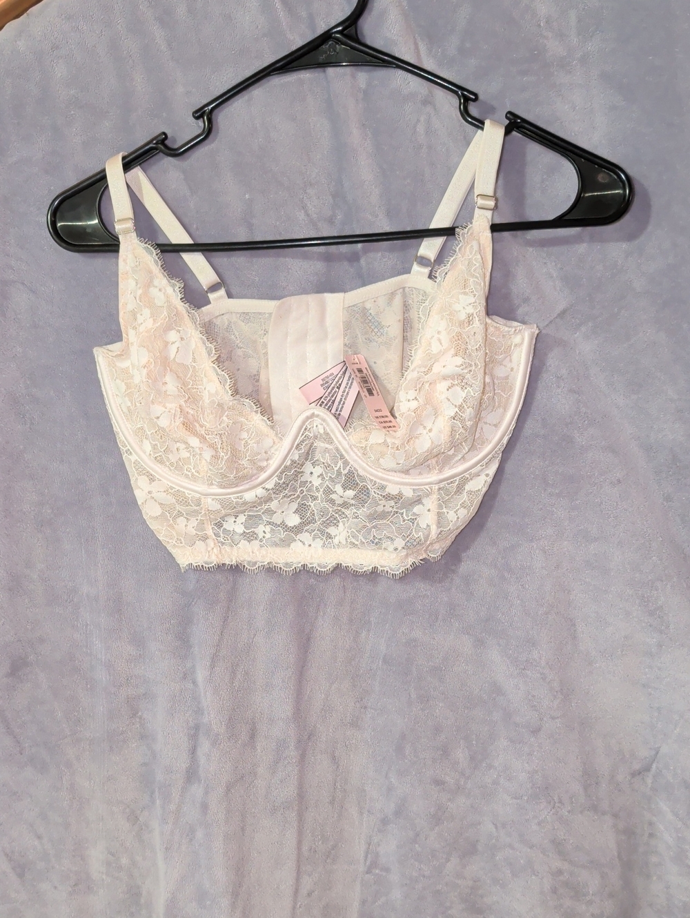 Victoria's Secret Blush Lace Bralette On Cream Color